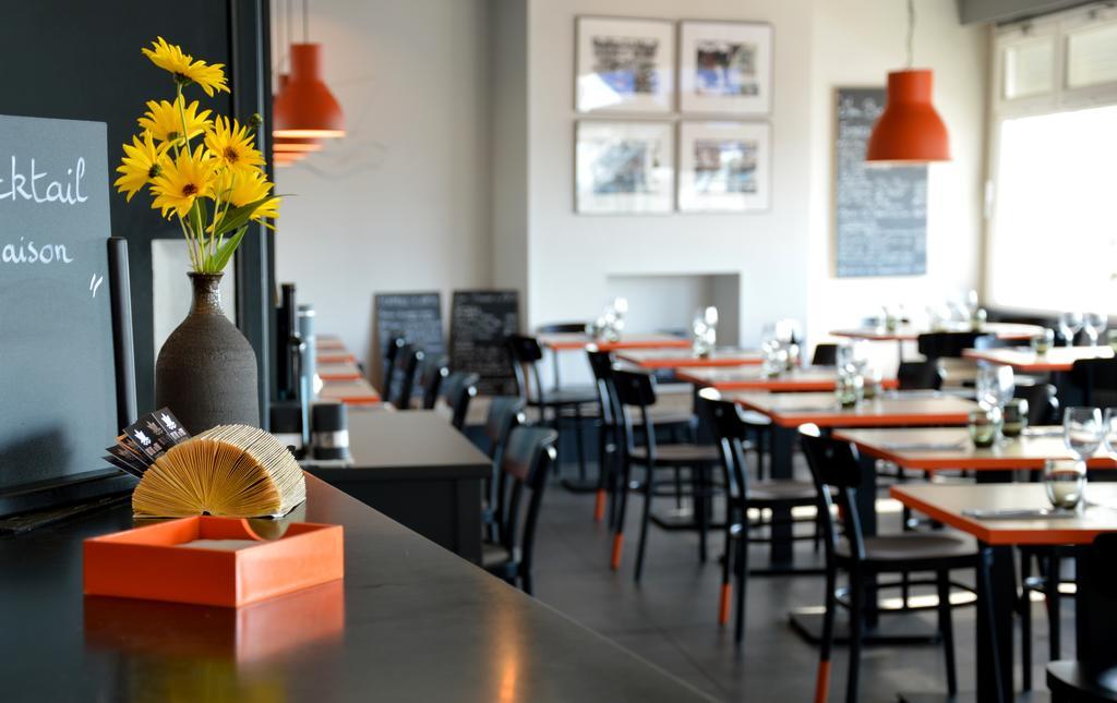 Logis Hotel Du Port Plobannalec Eksteriør bilde
