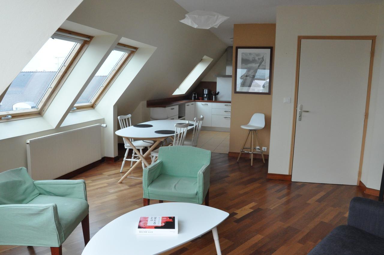 Logis Hotel Du Port Plobannalec Eksteriør bilde